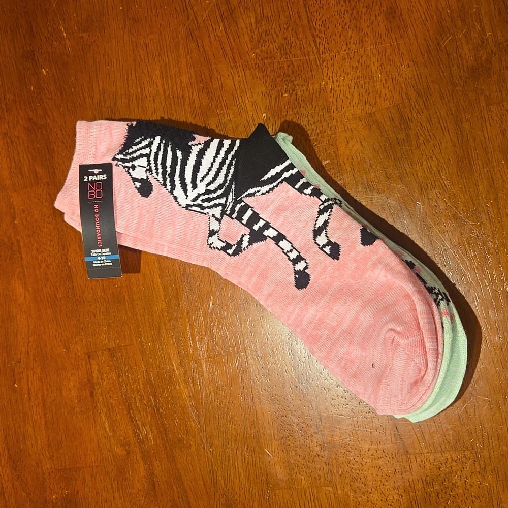 No Boundaries zebra patterned socks